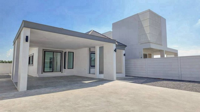 ขายต่ำกว่าราคาประเมิน เพียง 2.68 ล้าน #ดอนแก้ว #สารภี บ้านสร้างใหม่ #Modern Contemporary พื้นที่กว้าง ราคาดี เกินคุ้ม!