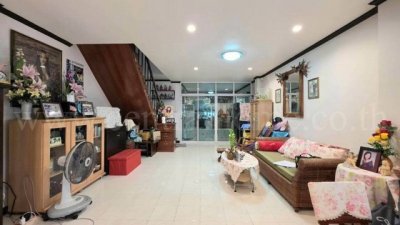 ทาวน์เฮ้าส์ 2 ชั้น 26.9 ตร.ว. เฟิสท์โฮม วัชรพล (สุขาภิบาล 5) หลังมุม ต่อเติมครบ บ้านสวย พร้อมอยู่ - รูปที่ 2