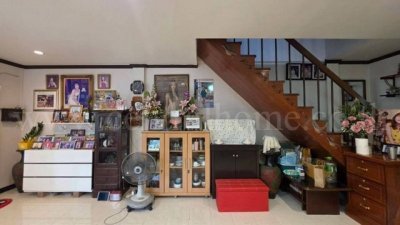 ทาวน์เฮ้าส์ 2 ชั้น 26.9 ตร.ว. เฟิสท์โฮม วัชรพล (สุขาภิบาล 5) หลังมุม ต่อเติมครบ บ้านสวย พร้อมอยู่ - รูปที่ 3