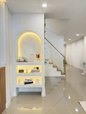 ทาวน์เฮาส์นวมินทร์26แยก1 บ้านพร้อมอยู่ รีโนเวทใหม่ทั้งหมด สวยงาม - รูปที่ 4