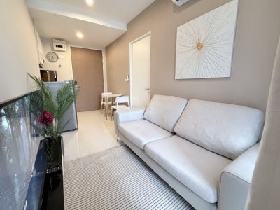 Up Ekkamai Sukhumvit 63 13th Floor Fully Furnished South Facing Ekkamai Road - รูปที่ 3
