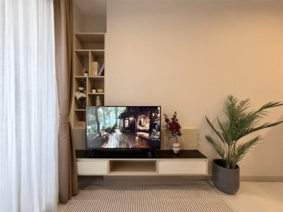 Up Ekkamai Sukhumvit 63 13th Floor Fully Furnished South Facing Ekkamai Road - รูปที่ 2