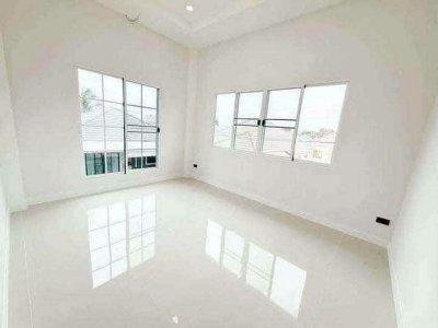 บ้านเดี่ยว 2 ชั้น สไตล์หรู พร้อมเข้าอยู่ สันผักหวาน - รูปที่ 3