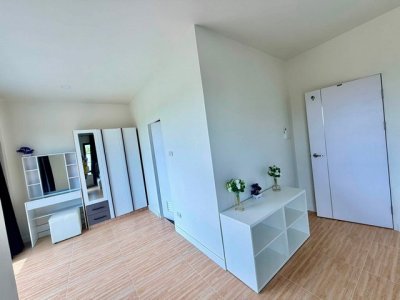 ให้เช่าบ้าน 3 ชั้น 4 ห้องนอน โครงการ Tanaphol Property บางนา กม. 10 ใกล้เมกะบางนา - รูปที่ 6
