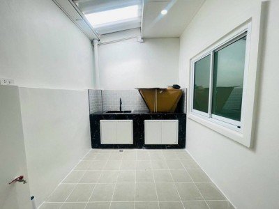 โปรแรง! ลดทันที 200,000 บาท บ้านชั้นเดียวรีโนเวทใหม่ทั้งหลัง ทำเลตรงข้ามโกลบอลเฮ้าส์ ชลบุรี ใกล้เซ็นทรัล - รูปที่ 4
