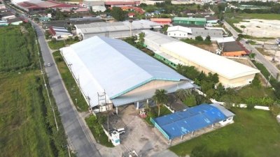 ให้เช่าโรงงาน ขนาดใหญ่ พื้นที่ 8 ไร่ รวม 5,000 ตร.ม. บ้านบึง ชลบุรี - รูปที่ 3
