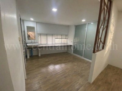 บ้านเดี่ยว 2 ชั้น ประเสริฐสุข หลังริม พื้นที่ใช้สอยมากมาย เนื้อที่ 68 ตารางวา - รูปที่ 4