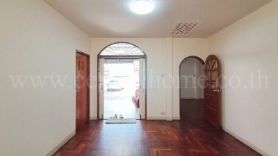 บ้านเดี่ยวทำเลดี ถนนนครอินทร์ เหมาะซื้ออยู่อาศัย หรือ ลงทุนรีโนเวท - รูปที่ 3