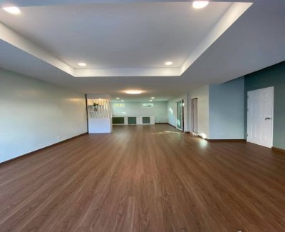 sss581 ขายด่วน ทาวน์เฮ้าส์ 2 ชั้น หมู่บ้านโนเบิลปาร์ค บางนา กม .12 ซอยหลวงพ่อโต - รูปที่ 2