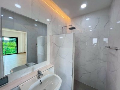 ขาย 4.29 ล้าน #โซนท่าศาลา บ้านสร้างใหม่ 2 ชั้น พร้อมเข้าอยู่ Modern Design | High Ceiling ทำเลเดินทางสะดวก พร้อมสาธารณูปโภคครบครัน - รูปที่ 5
