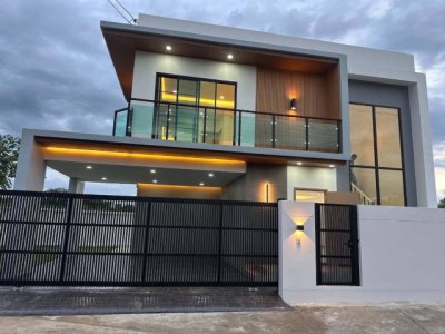 ขาย 4.29 ล้าน #โซนท่าศาลา บ้านสร้างใหม่ 2 ชั้น พร้อมเข้าอยู่ Modern Design | High Ceiling ทำเลเดินทางสะดวก พร้อมสาธารณูปโภคครบครัน - รูปที่ 7