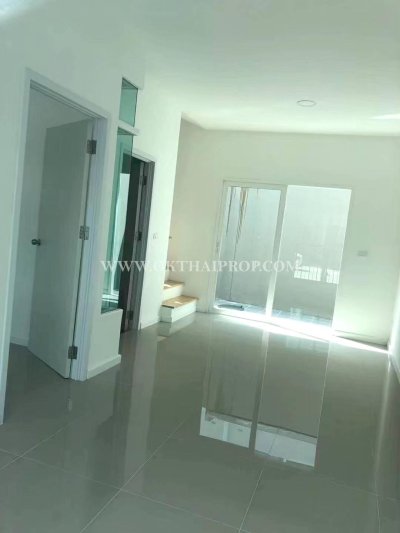 ทาวน์โฮม Casa Waterside Rama 5 (คาซ่า วอเตอร์ไซต์ พระราม 5) ติดถนนใหญ่นครอินทร์ - รูปที่ 2