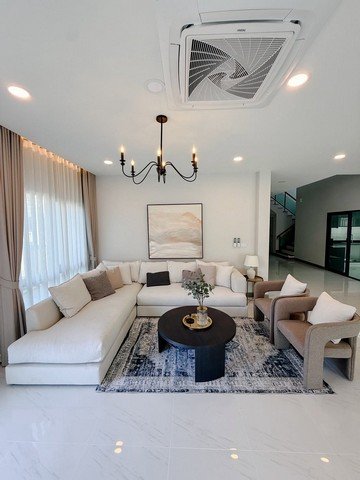 บ้านเดี่ยว The City Bangna 1 ให้เช่า หลังใหญ่ 5 ห้องนอน โถง Double Volume พื้นที่ 416 ตร.ม. ตกแต่งครบ ใกล้ Mega Bangna - รูปที่ 2