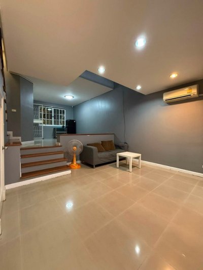 ขายทาวน์โฮม 3 ชั้น 21.3 ตรว. พลัส ซิตี้ พาร์ค พระราม 9-หัวหมาก Plus City Park ใกล้ The Nine, มหาวิทยาลัย Abac (ขายพร้อมผู้เช่า) - รูปที่ 3