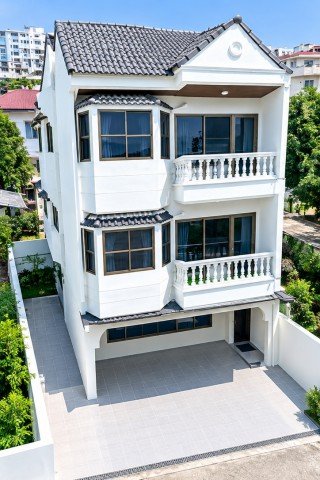 รร.นนทบุรีคริสเตียนวิทยา 600 ม.25 ตร.ว.แยกอตก.300 ม.นนทบุรี ทาวน์เฮ้าส์ 3ชั้นหลังมุม 4นอน 3น้ำ  280ตร.ม.รีโนเวทใหม่ทั้งหลัง - รูปที่ 2
