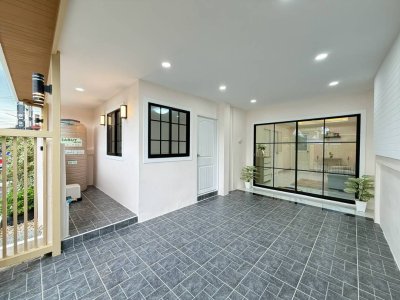 [หลังมุม สไตล์ Minimal] ทาวน์เฮาส์ชั้นเดียว หมู่บ้านตะวันงาม ซอยกันตนา-บางใหญ่ - รูปที่ 8