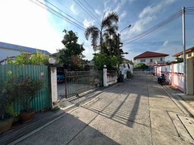 ขายที่ดินพร้อมบ้านชั้นเดียว 129 ตรว. ลาดพร้าว 71 สังคมสงเคราะห์ 24 เลียบด่วน ถนนซอยกว้าง เดินทางสะดวก - รูปที่ 7