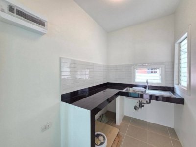 บ้านเดี่ยวบ้านสวย บรรยากาศน่าอยู่ เนื้อที่ 50 ตรว.  พื้นที่ใช้สอย 152.15 ตรม. 3 ห้องนอน 1 ห้องอเนกประสงค์ 2 ห้องน้ำ ที่จอดรถ 2 คัน - รูปที่ 6