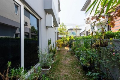 ให้เช่าบ้านแฝด แกรนด์ พลีโน่ เมกา บางนา บ้านสภาพใหม่ 3 ห้องนอน พร้อมระบบ Smart Home ใกล้ Mega Bangna - รูปที่ 8
