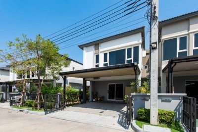 ให้เช่าบ้านแฝด แกรนด์ พลีโน่ เมกา บางนา บ้านสภาพใหม่ 3 ห้องนอน พร้อมระบบ Smart Home ใกล้ Mega Bangna - รูปที่ 3