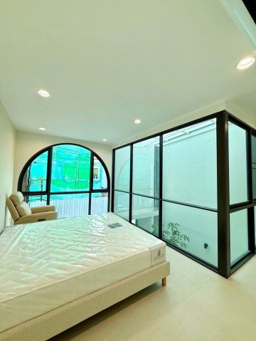 เอกมัย ปรีดี ให้เช่าทาวน์โฮม 3 ชั้นรีโนเวทใหม่ 3 นอน รร.นานาชาติเซนต์แอนดรูว์ กรุงเทพฯ 150 ม. 3 น้ำ 23 ตร.ว. 180 ตร.ม.BTS พระโขนง 1.1 กม.ร - รูปที่ 6