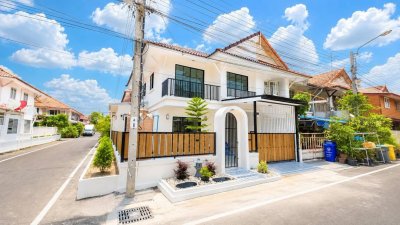ขายทาวน์เฮาส์ 2 ชั้น พฤกษา 3 วัดลาดปลาดุก แปลงพิเศษหลังมุมติดถนน 2 ด้าน! ตกแต่งสไตล์ Minimal & Modern พร้อมฟรีเฟอร์นิเจอร์ - รูปที่ 6