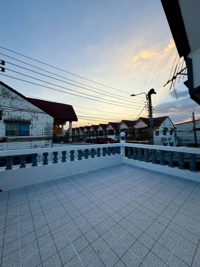 ขายทาวน์เฮาส์ 2 ชั้น ทรายทองนิเวศน์ ตกแต่งใหม่พร้อมอยู่ ทำเลดีเมืองนนทบุรี ใกล้รถไฟฟ้าสายสีชมพู (ซอยติวานนท์ 45) - รูปที่ 7