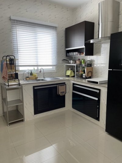 ให้เช่าบ้านเดี่ยว 2 ชั้น 60 ตรว. 4 ห้องนอน หมู่บ้านสิรินดา พรานาลี ซอยกิ่งแก้ว 19 บางพลี ใกล้สนามบินสุวรรณภูมิ - รูปที่ 3