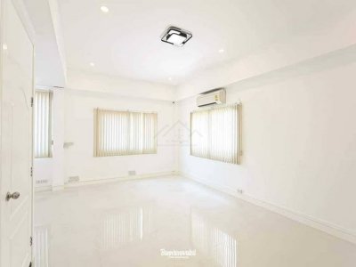 ขายโฮมออฟฟิศ 4 ชั้น 628 ตรม. ลาดพร้าว 110 แยก 4 รีโนเวทใหม่ โปร่งโล่ง ใกล้รถไฟฟ้าสายสีเหลือง ใกล้เลียบด่วน - รูปที่ 6