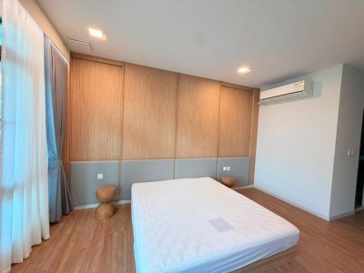 บ้าน 2 ชั้น 72 ตรว. 4 ห้องนอน 5 ห้องน้ำ เฟอร์นิเจอร์พร้อมทุกห้อง  มัณฑนา บางนา กม. 15 - รูปที่ 2