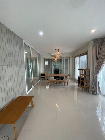 ให้เช่า 3ห้องนอน 3ห้องน้ำ  เฟอร์นิเจอร์บางวส่วน โครงการหมู่บ้าน ไลฟ์บางกอก บูเลอวาร์ด รามอินทรา23 - รูปที่ 5