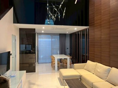 ขายทาวน์โฮม 3.5 ชั้น บ้านกลางเมือง รัชโยธิน พหลโยธิน 34 ใกล้ BTS เสนานิคม 650 เมตร ตกแต่งภายใน Premium ครบทุกพื้นที่ใช้สอย พร้อมเข้าพักอาศัย - รูปที่ 2