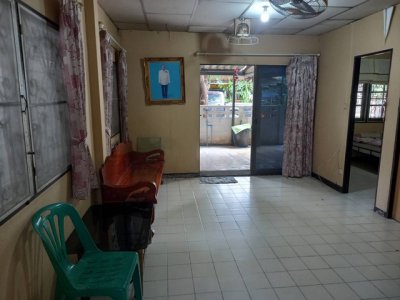 บ้าน - ใหญ่ขนาด 0 RAI 0 งาน 28 ตรว. 2ห้องนอน1BATHROOM 1950000 - ไม่ไกลจาก ใกล้สถานีรถไฟฟ้าสายสีส้ม-น้อมเกล้า สภาพเยี่ยม! กรุงเทพ - รูปที่ 3