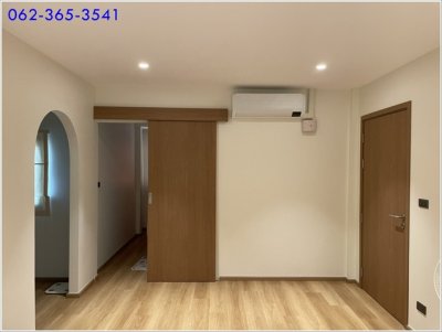 รหัส  HOMEJA001 SALE บ้าน หมู่บ้านสมชาย ซอยจรัสลาภ 4 นอน 8900000 บาท. ใกล้กับ ฝั่งตรงกันข้ามตั้งฮั่วเส็ง-เก่า ราคาทรัพย์ถูก - รูปที่ 5
