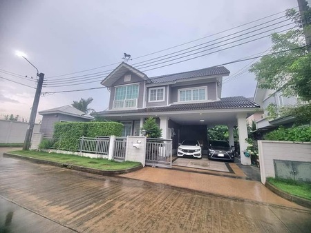 ขายขาดทุน หมู่บ้านบุราสิริ ปัญญารามอินทรา ถนนเลียบคลองสอง หลังมุม 095-164-2956
