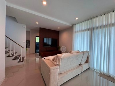svs367 ให้เช่า บ้านเดี่ยว 2 ชั้น 3 ห้องนอน 3 ห้องน้ำ โครงการ Como Botanica 2 - รูปที่ 2