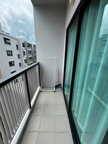 ให้เช่าเพียง 11,000 บาท/เดือน 35 ตรม. The Issara Condo #วิวสระว่ายน้ำ #ใกล้เซ็นทรัลเฟสติวัล คอนโดพร้อมอยู่ ทำเลศักยภาพ เดินทางสะดวก - รูปที่ 2