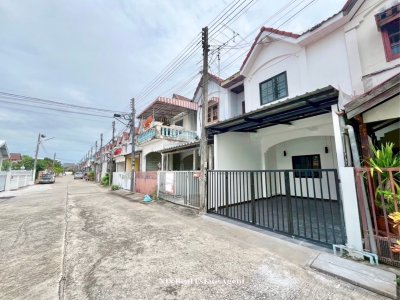 ขายทาวน์เฮ้าส์ 2 ชั้น รีโนเวทใหม่ - รูปที่ 2