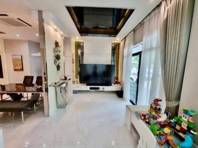 ขาย บ้านเดี่ยว หมู่บ้านนาราสิริ โทเพียรี่ นวมินทร์-รามอินทรา ใกล้แฟชั่นไอส์แลนด์ #ย่านนวมินทร์ 095-164-2956 - รูปที่ 2