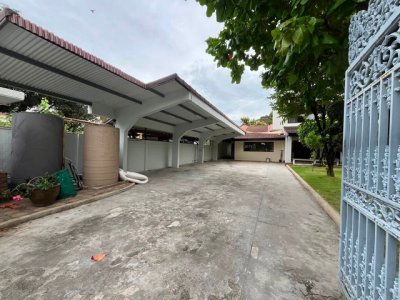 T26-784 ขาย บ้าน หมู่บ้านปัญญา พัฒนาการ 30 ห้องนอน 5 ห้อง ห้องน้ำ 4 ห้อง ชั้นที่ 1 2 งาน 220 ตารางวา ใกล้กับ BTS อ่อนนุช - รูปที่ 2