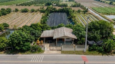 ที่ดินพร้อมสิ่งปลูกสร้าง 4 ไร่ 83 ตร.วา ติดถนน สามพราน นครปฐม