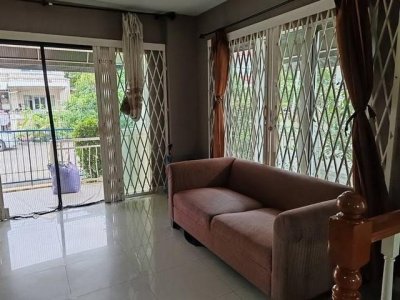 HR 10298 ให้เช่าบ้านเดี่ยว หมู่บ้าน เพอร์เฟค พาร์ค 3 ห้องนอน 3 ห้องน้ำ ซอยเคหะร่มเกล้า 64 ลาดกระบัง บ้านหันหน้าทิศเหนือ - รูปที่ 5