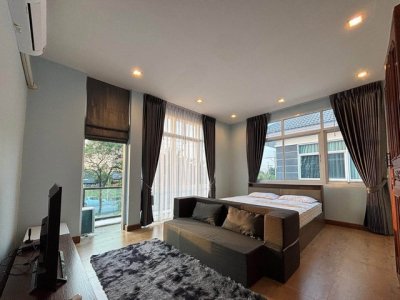 ให้เช่าบ้านเดี่ยว 2 ชั้น 100 ตรว. 4 ห้องนอน โครงการ ดิ โอโซน ปัญญาอินทรา The Ozone Panyaindra ใกล้ Fashion Island - รูปที่ 3