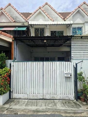 ขายด่วน! ทาวน์เฮ้าส์ 2 ชั้น หมู่บ้านรัชธานี 6 (สายไหม 56/2) 2ห้องนอน 2ห้องน้ำ 17ตร.ว. ติดถนน Main ในโครงการ