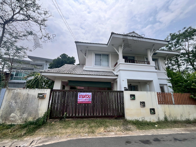 ขาย บ้านเดี่ยว พื้นที่ใช้สอยลงตัว บนทำเลที่รายล้อมด้วยโรงเรียน ตลาด โรงพยาบาล ห้าง และสนามบินดอนเมือง | รหัส 93315