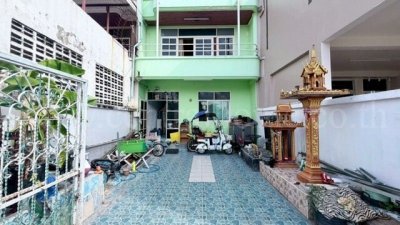 ลดราคา ทาวน์เฮ้าส์ 3 ชั้น 35 ตารางวา รามอินทราซอย 4 MRT สถานีลาดปลาเค้า - รูปที่ 8