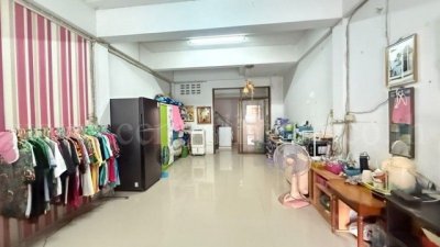 ทาวน์เฮ้าส์ 2 ชั้น เพชรเกษม 87 หนองแขม กระทุ่มแบน ทำเลดี - รูปที่ 4