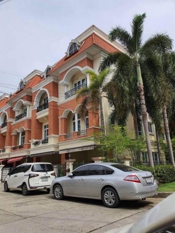 HR 10312 ให้เช่าทาวน์โฮม3ชั้น หลังมุม คาซ่า ซิตี้ Casa City ลาดพร้าว ซอยโยธินพัฒนาการ 3 ใกล้เลียบด่วน นวมินทร์111 ลาดพร้าว 101
