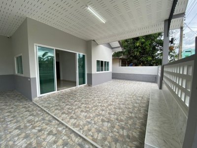 ขายบ้านเดี่ยวชั้นเดียว 52 ตรว. ย่านลาดพร้าว โชคชัย 4 ซอย 36 Renovate ใหม่ทั้งหลัง พร้อมเข้าอยู่ เดินทางสะดวก เข้าออกหลายเส้นทาง - รูปที่ 2