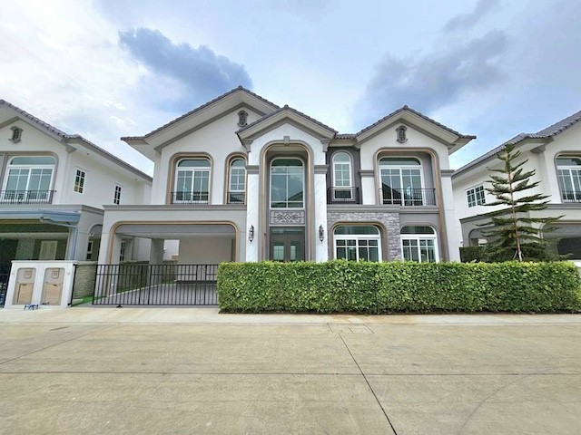 BH4212 ขายและให้เช่าบ้านเดี่ยว Grandio 2 วิภาวดี รังสิต 5 ห้องนอน บ้านหลังใหญ่ พร้อมอยู่ ใกล้สนามบินดอนเมือง และ Future Park Rangsit